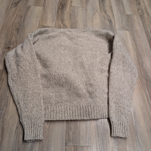 Eddie Bauer Beige Cardigan with Red and Blue Patterns - Picture 3 of 3